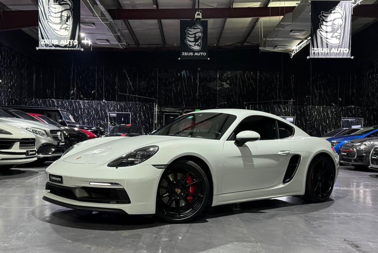 Porsche Cayman