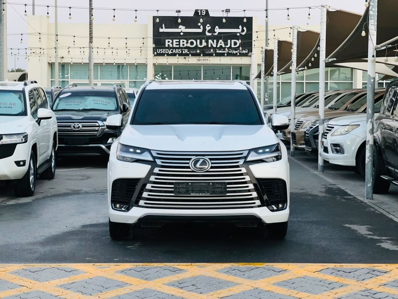 Lexus LX