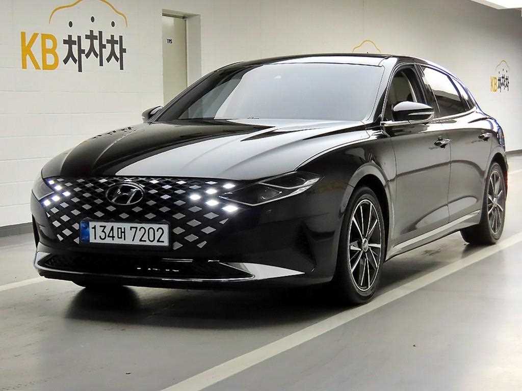 هیوندای گرندور