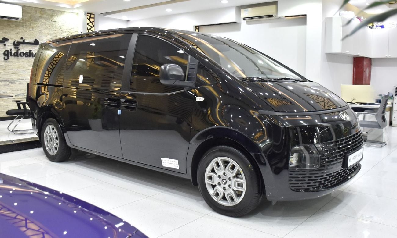 Hyundai Staria
