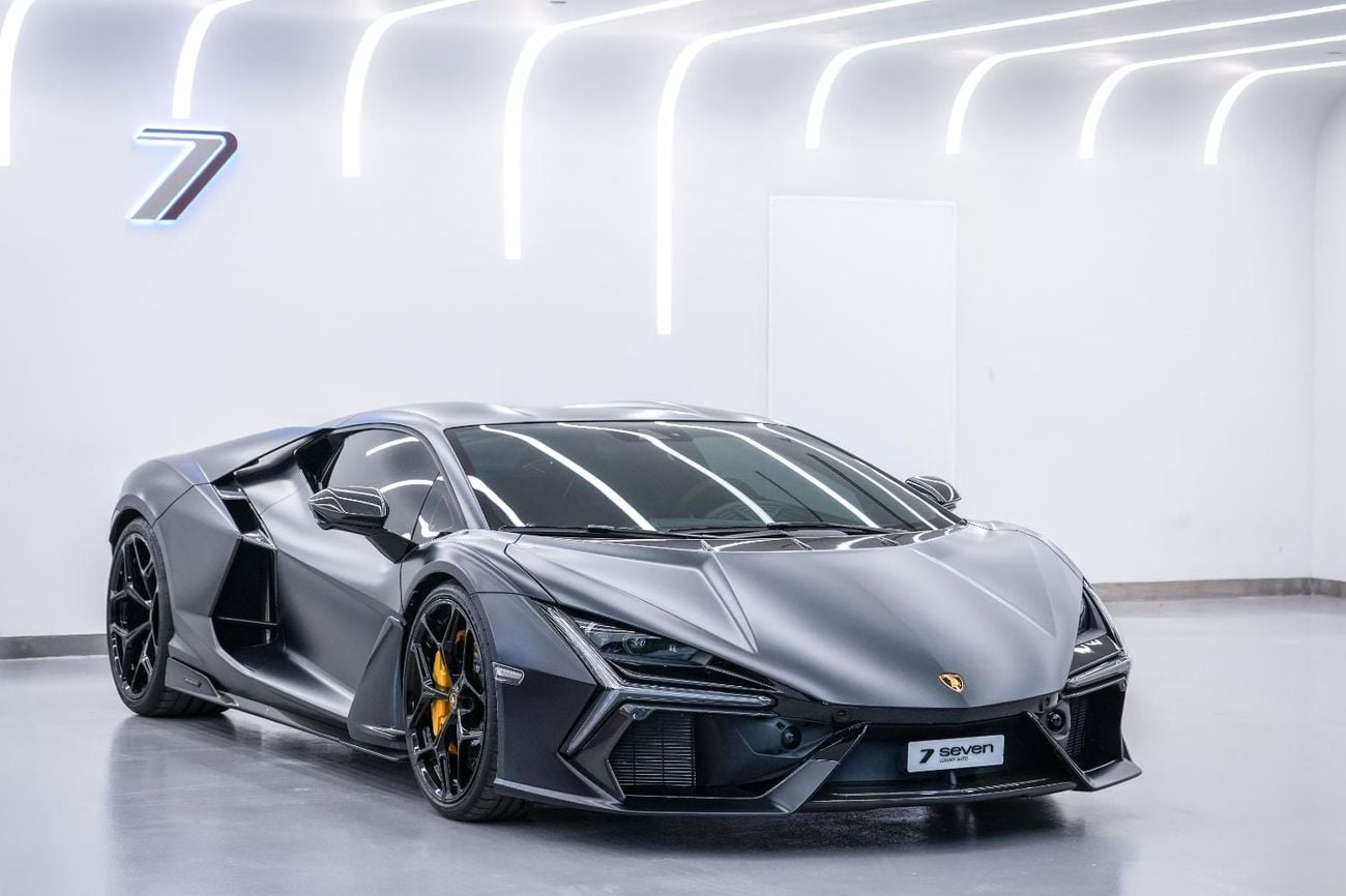 Lamborghini Revuelto