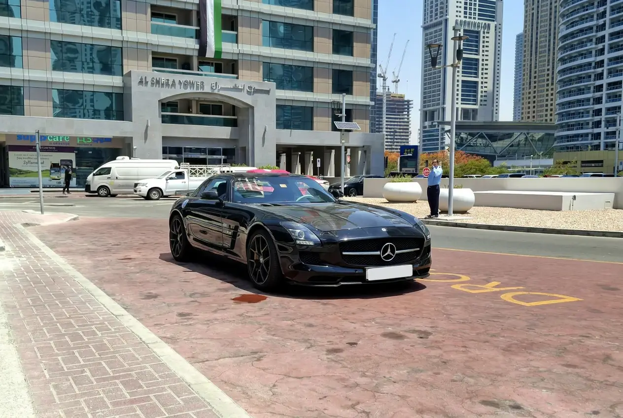 مرسدس بنز SLS