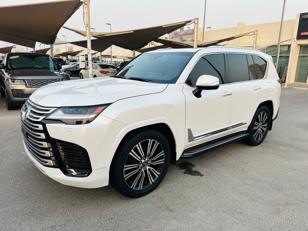 Lexus LX
