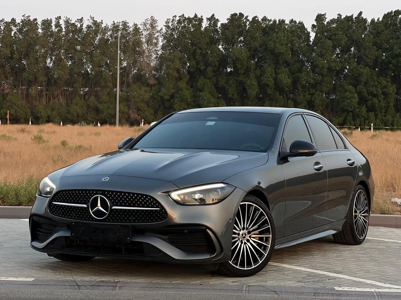 Mercedes-Benz C200