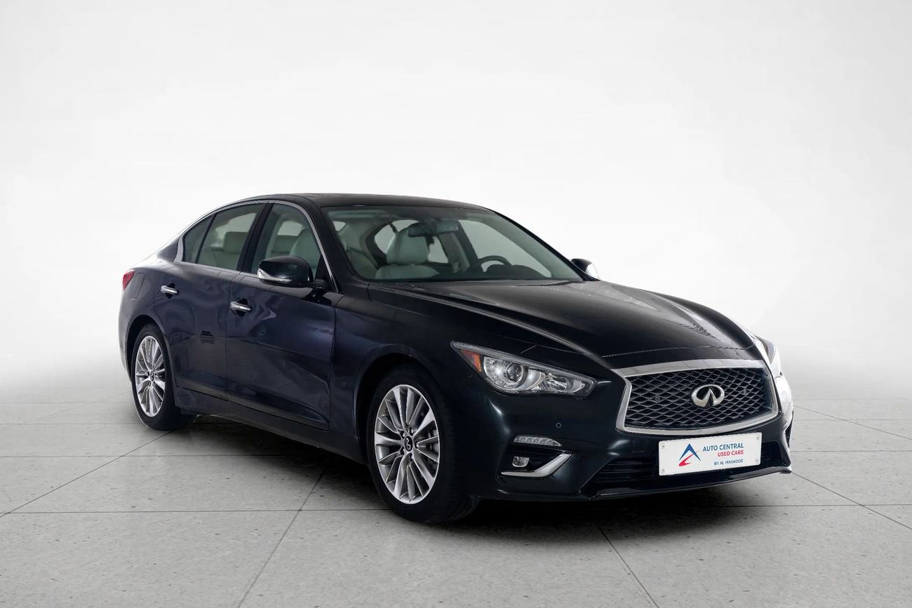 إنفينيتي Q50