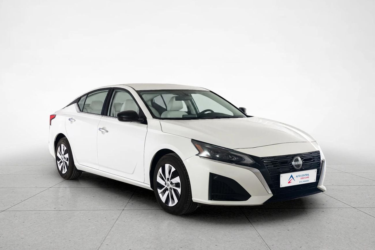 نيسان Altima