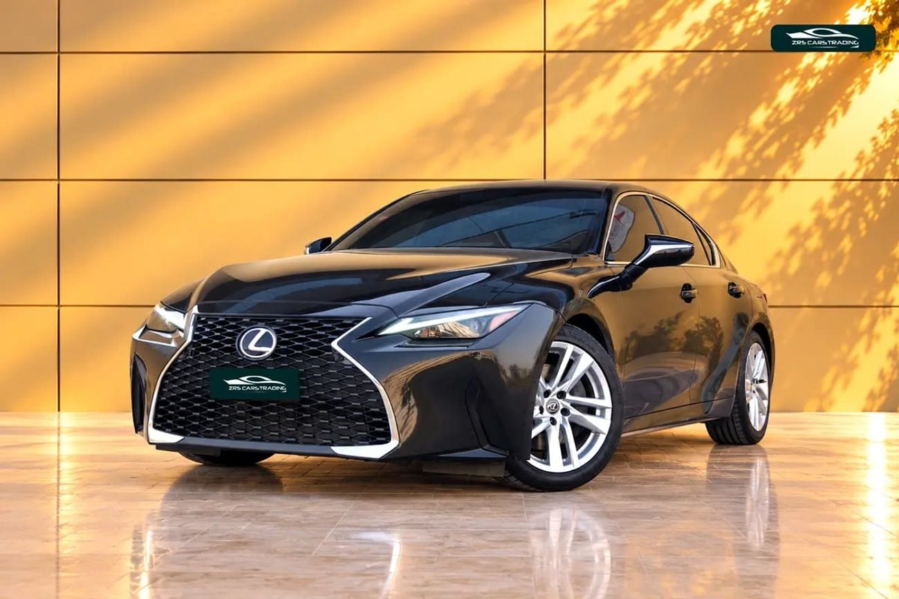 Lexus IS