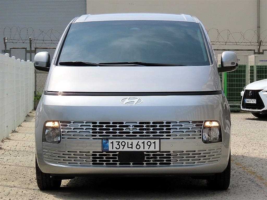 هيونداي Staria