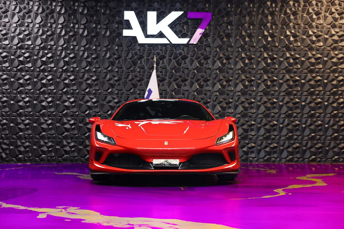 فراری F8 Spider