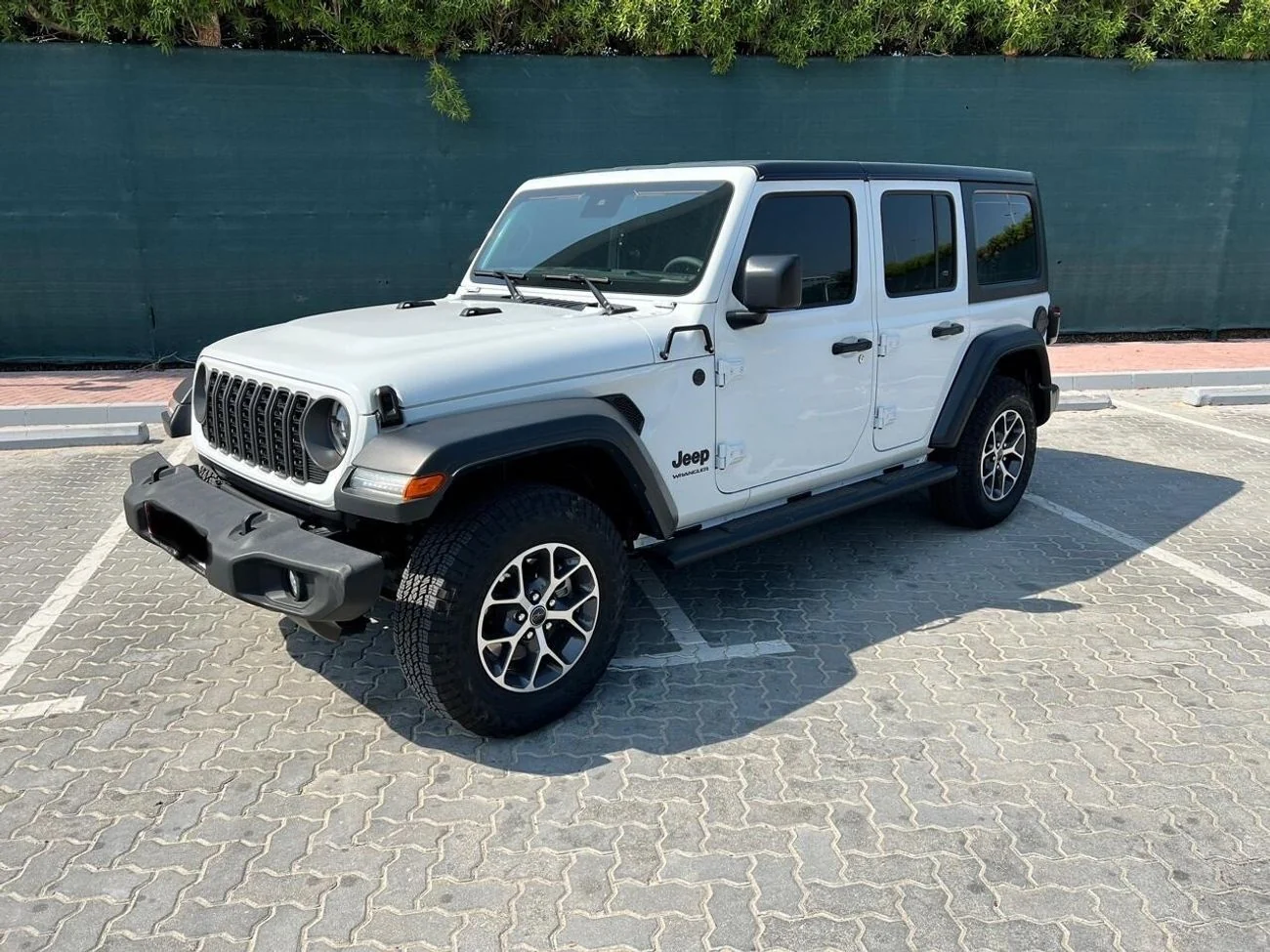 Jeep Wrangler Unlimited SPORT