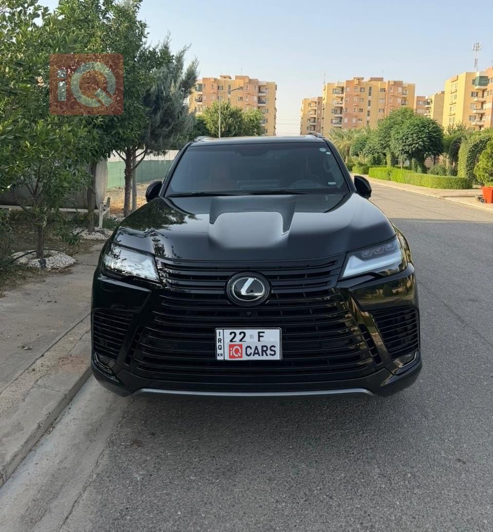 Lexus LX
