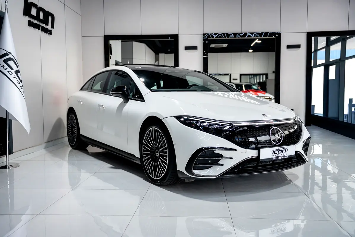 Mercedes-Benz EQS