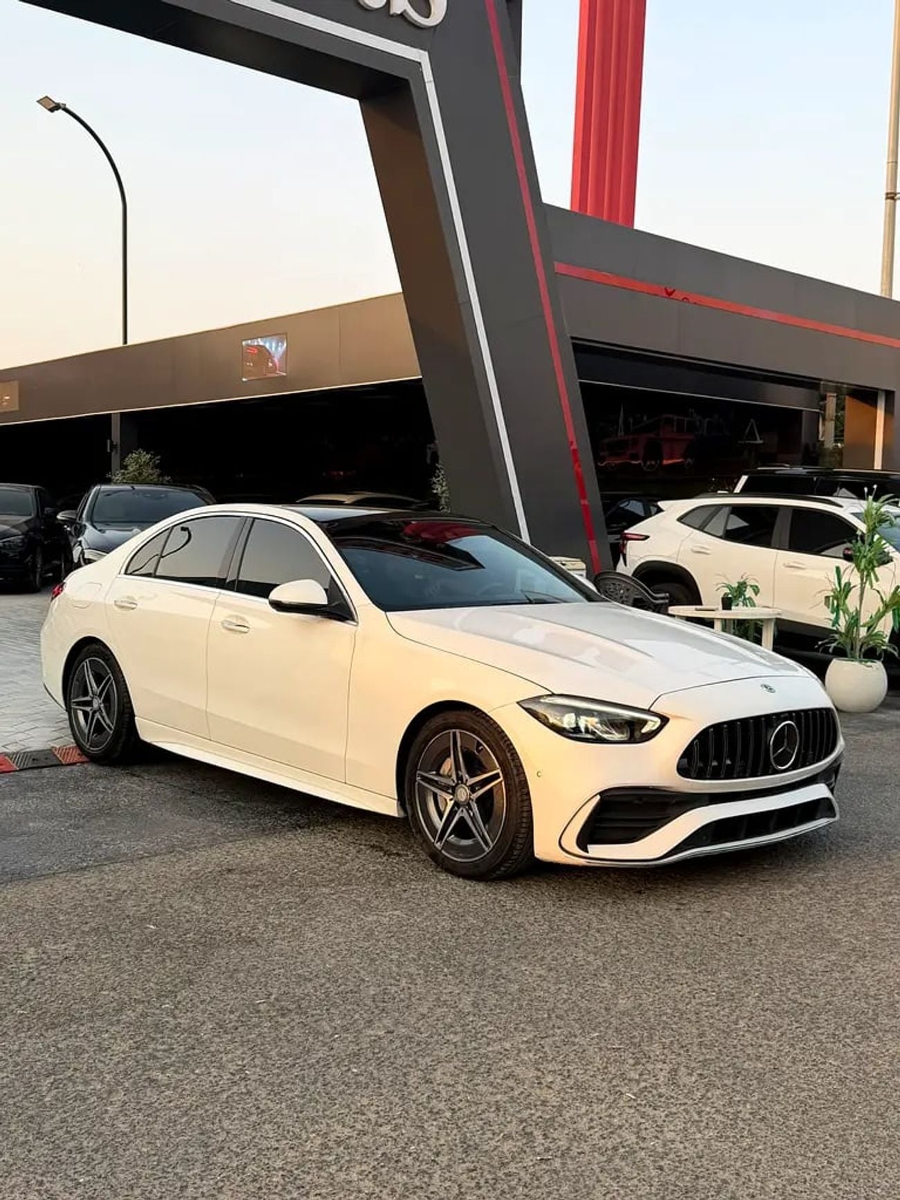 Mercedes-Benz C200