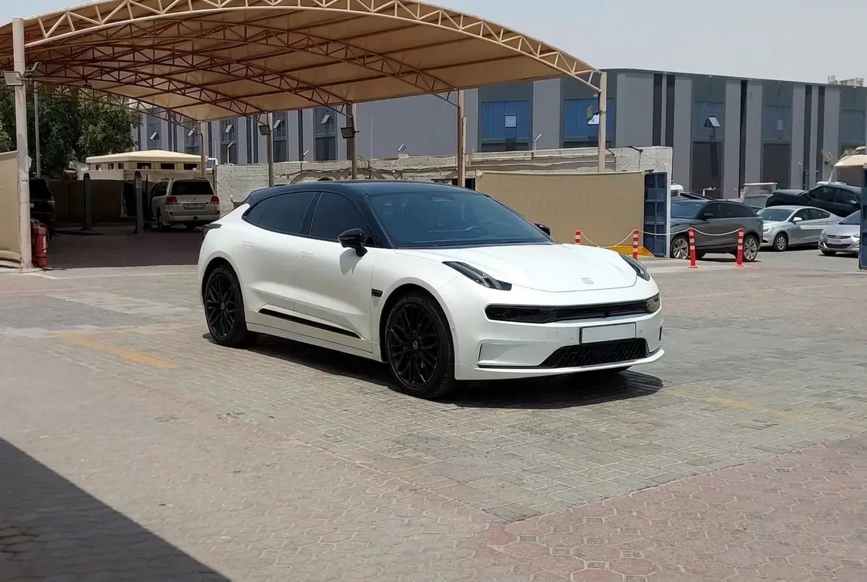 Zeekr 001